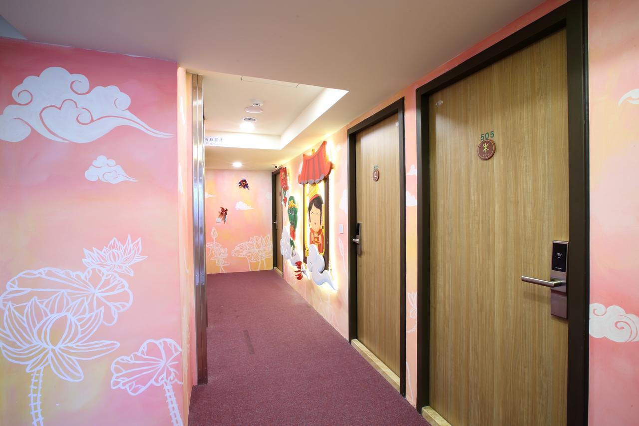 Hotel We Have Story Taichung Exterior foto